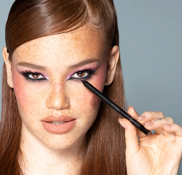 Delineador-de-Ojos-Carbon.-Anyeluz-Makeup-BL-041.webp